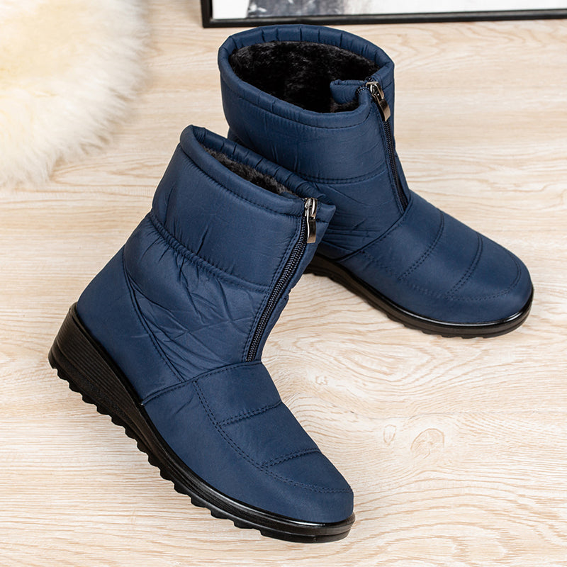 Bota Feminina de Inverno Vittore Helena com Forro Peluciado e Material Impermeável