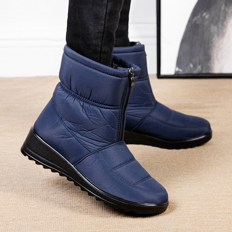 Bota Feminina de Inverno Vittore Helena com Forro Peluciado e Material Impermeável