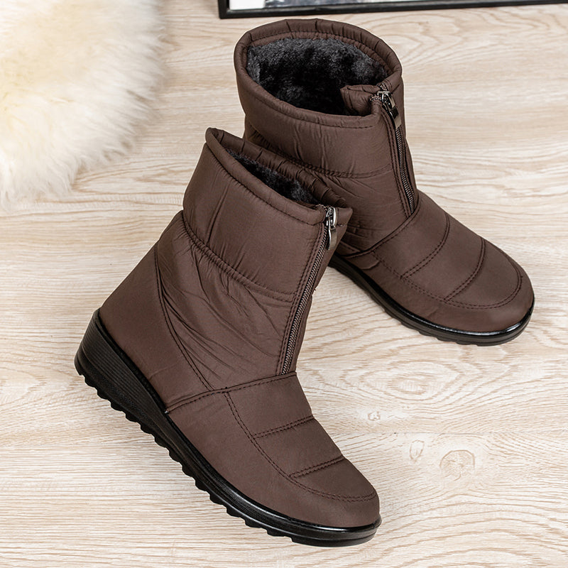 Bota Feminina de Inverno Vittore Helena com Forro Peluciado e Material Impermeável